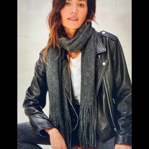 NWT Lucky Brand Brushed Knit 🧶 Scarf 🧣